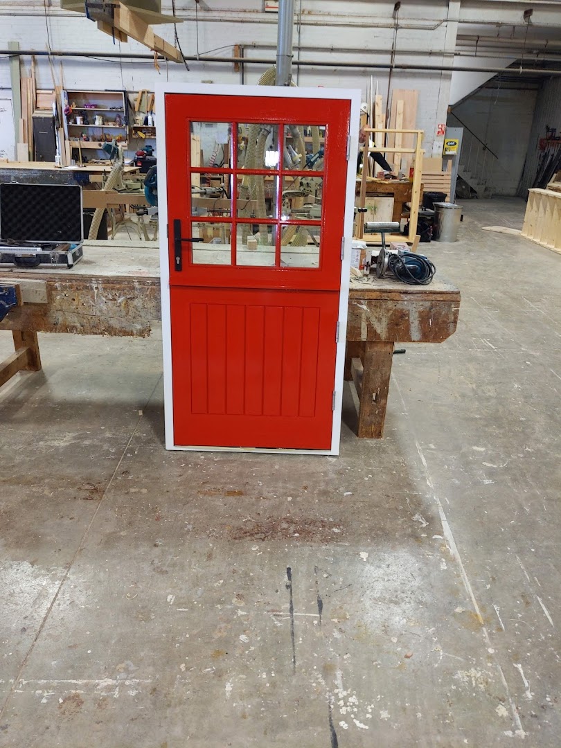 Colin White Painters & Decorators — Photos 2