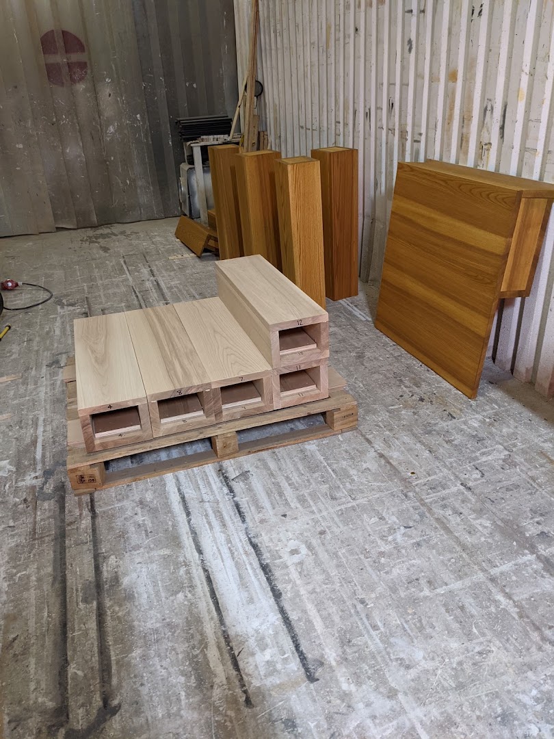 Colin White Painters & Decorators — Photos 13