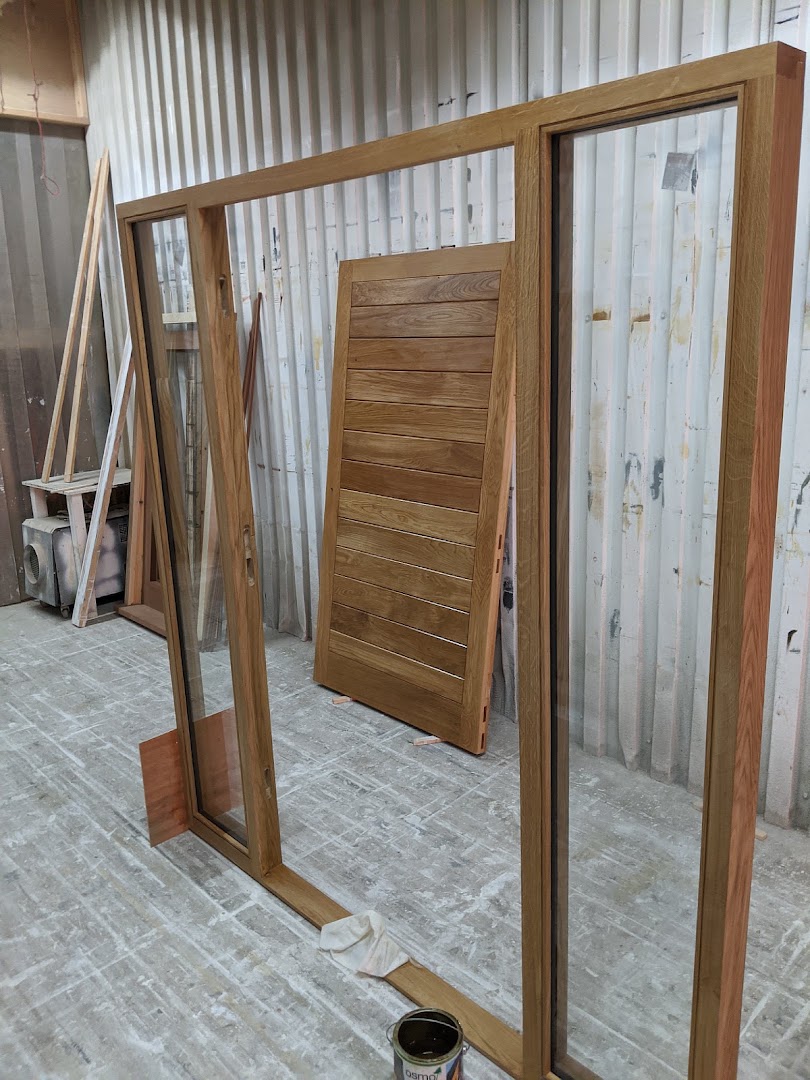 Colin White Painters & Decorators — Photos 9